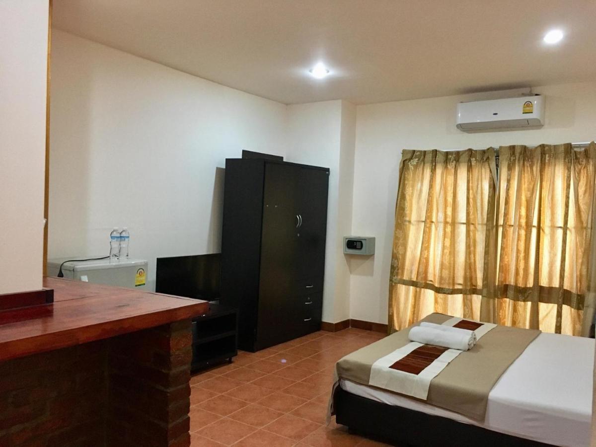 Anchana House Praia de Jomtien Exterior foto