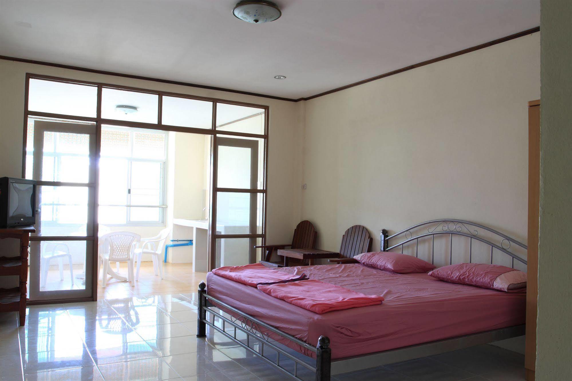 Anchana House Praia de Jomtien Exterior foto